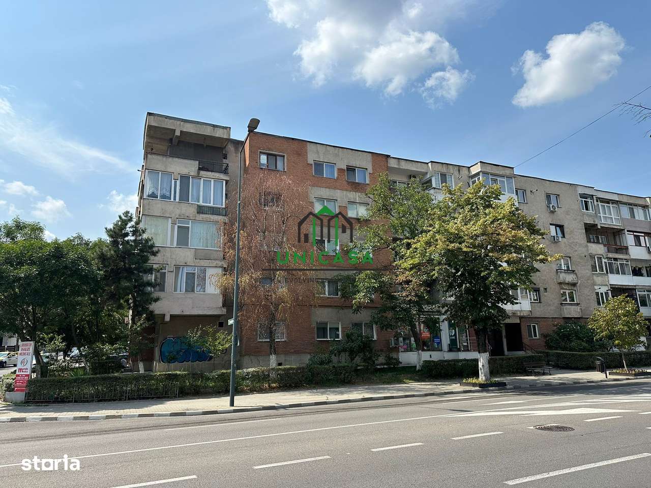 Apartament 3 camere - Zona Nord-0