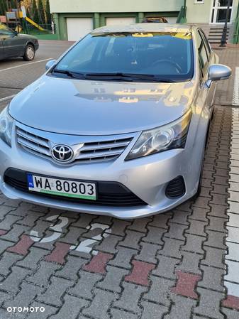 Toyota Avensis 1.8 Active MS - 12