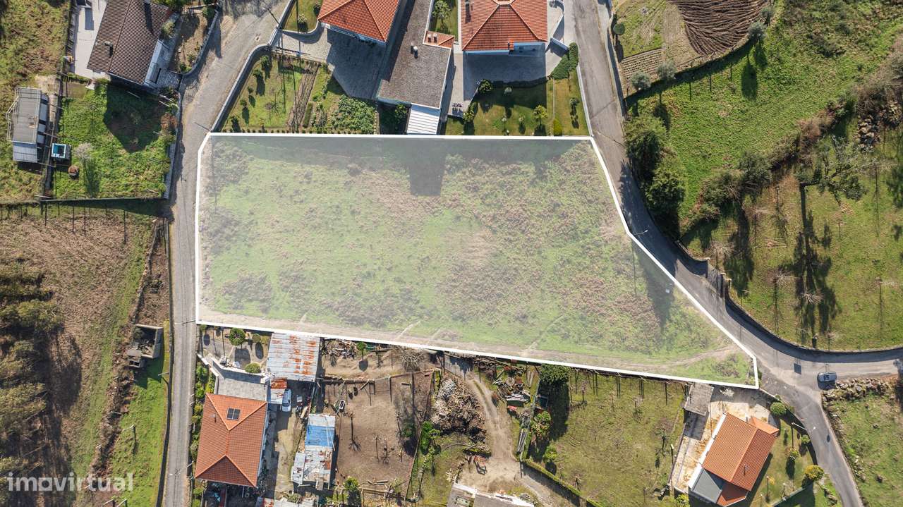 Terreno à venda em Póvoa de Lanhoso - Verim - Grande imagem: 2/13