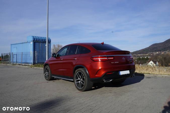 Mercedes-Benz GLE 350 d 4-Matic - 4