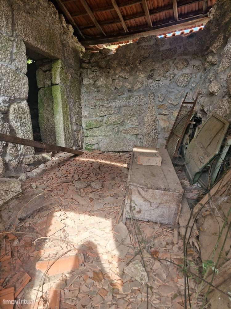 Moradia p/ Restauro - Vieira do Minho - Grande imagem: 5/5