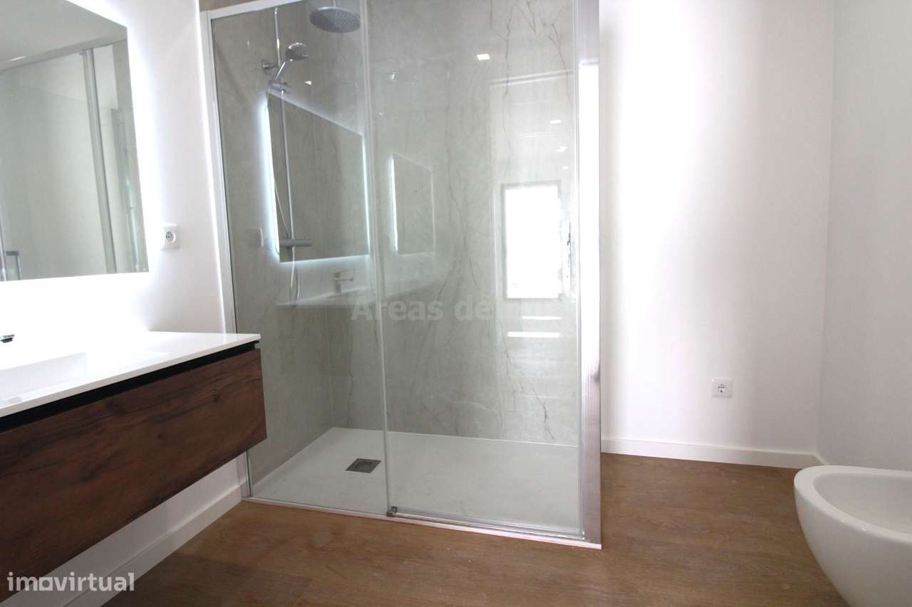 Moradia Unifamiliar - Nova - Barosa, Leiria-14