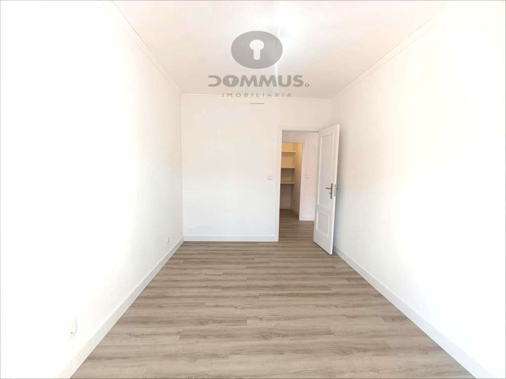 Apartamento T2 em São Marcos com Arrecadação-17