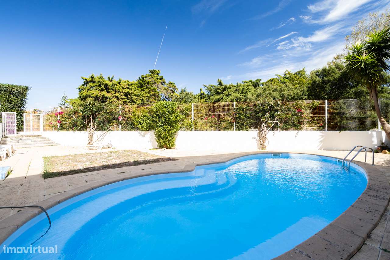 Descubra o Lar Perfeito: Apartamento T3 com Piscina e Jardim em Condom-32