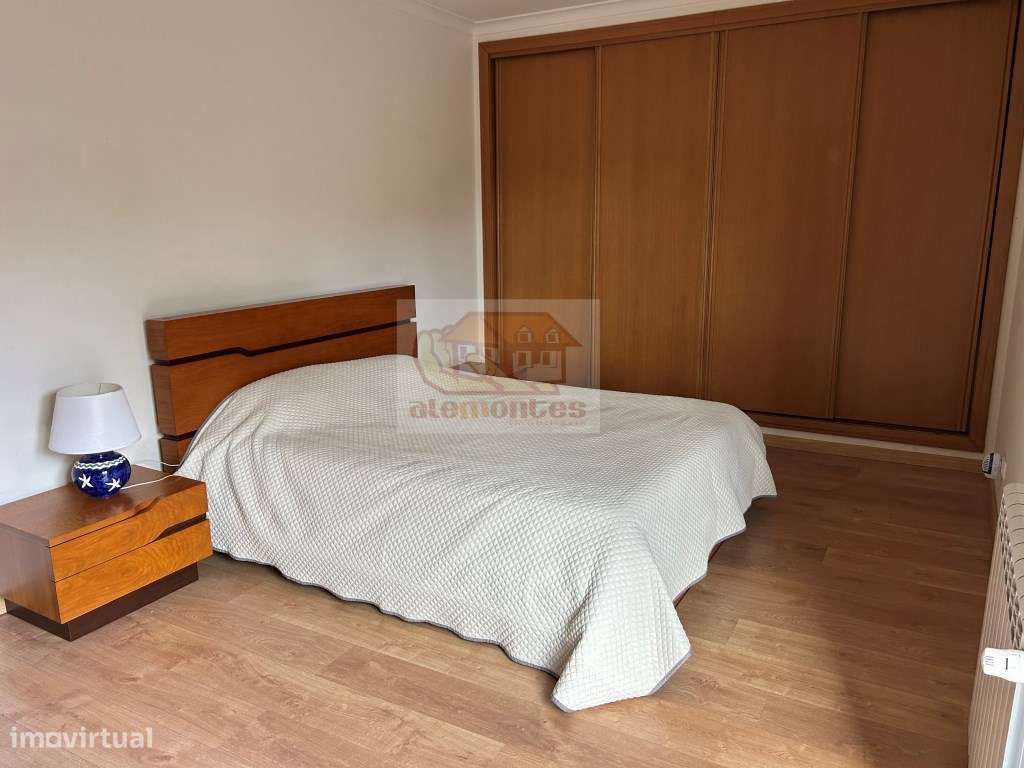 Excelente moradia com quintal em Grândola-10