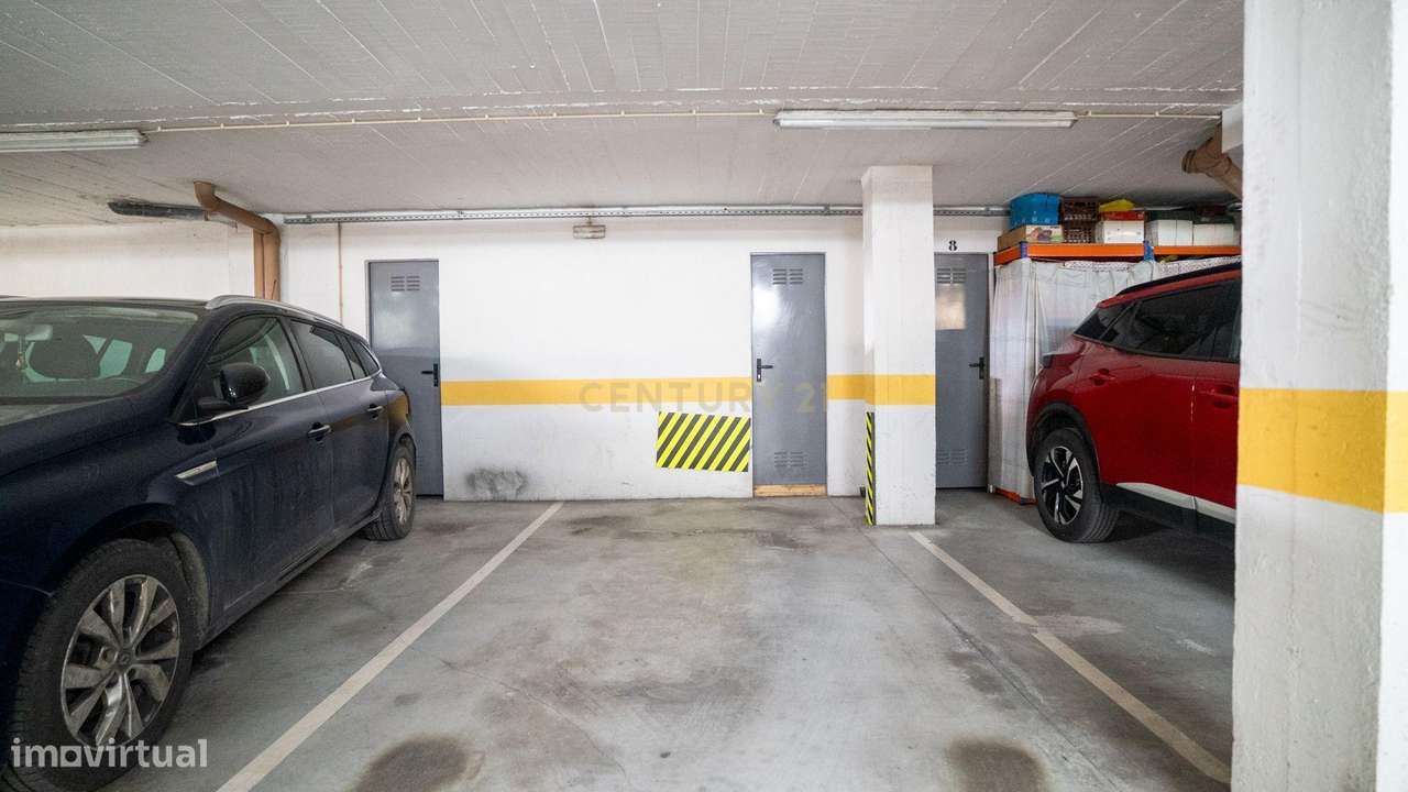 T3 com terraço e garagem-21