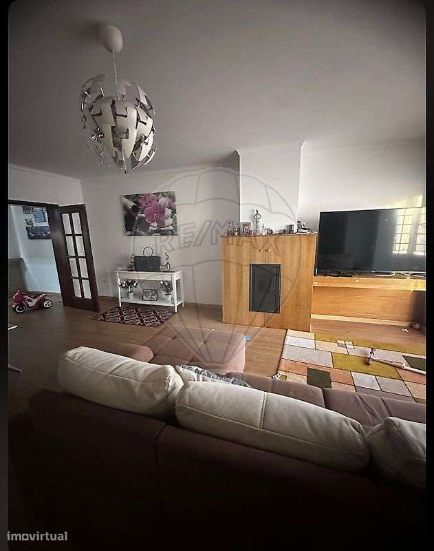 Moradia T4 para venda - Grande imagem: 4/6