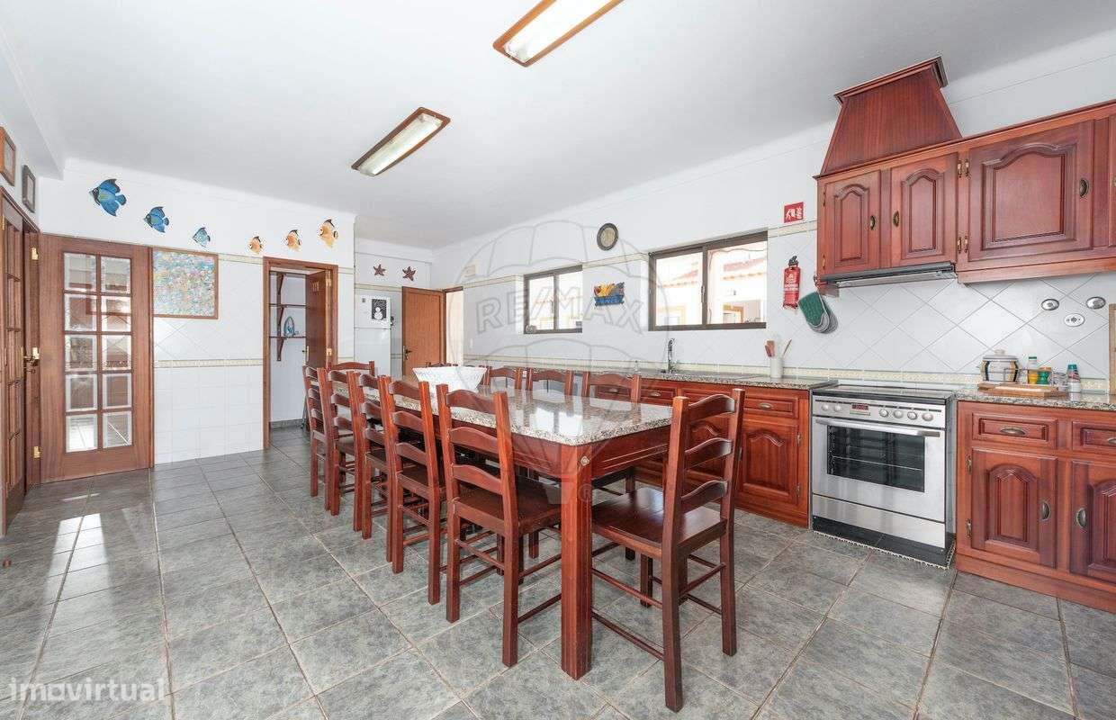 Moradia T4 para venda-11