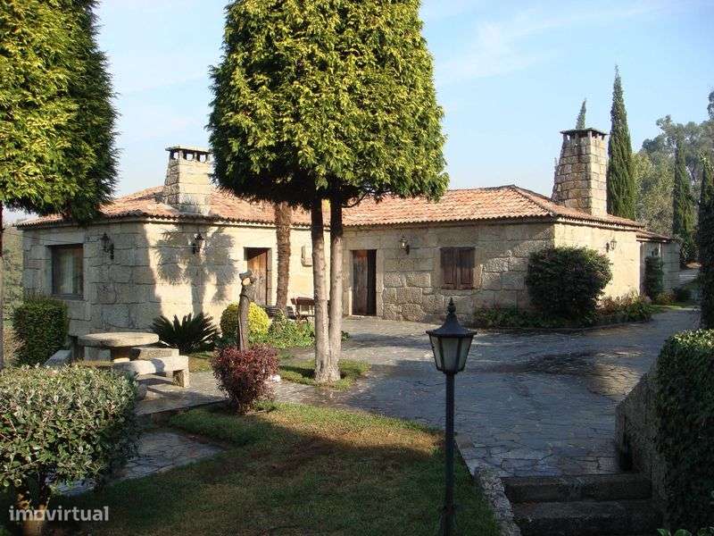 Propriedade junto ao rio Cávado em Barcelinhos, Barcelos - Grande imagem: 4/9