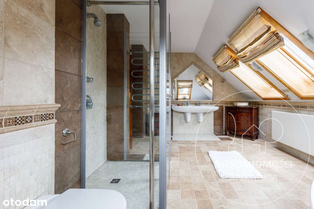 Stylowy dom z malowniczym ogrodem-10