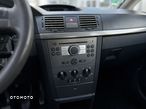 Opel Meriva 1.6 16V Essentia - 12