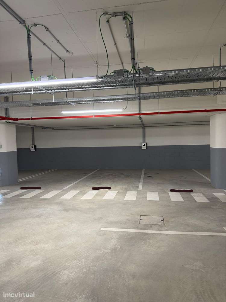 Exclusivo T4 no Prata Riverside Village-36