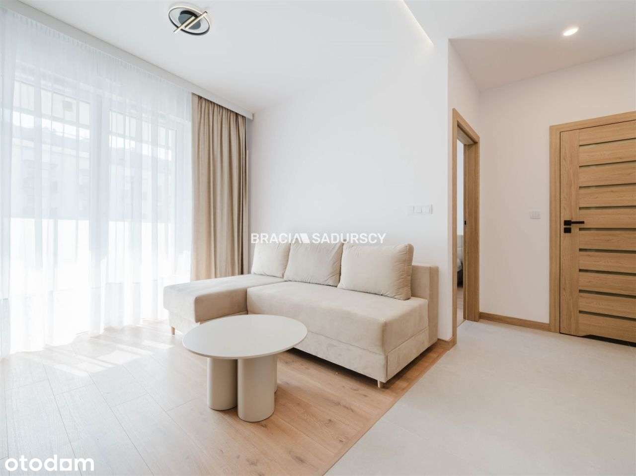 2 Pok Ok 35,4 M2 Blisko Centrum Z Dużym Balkonem-17