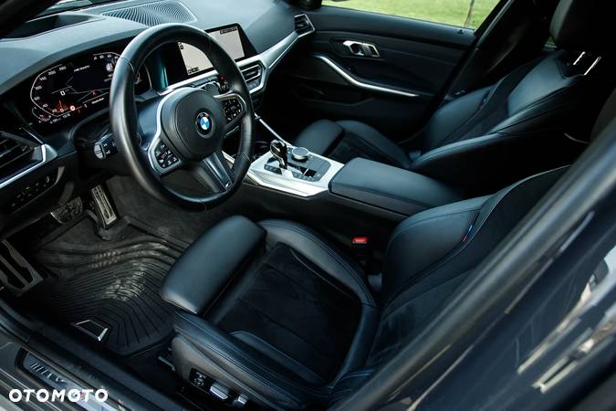 BMW Seria 3 M340i xDrive mHEV sport - 27