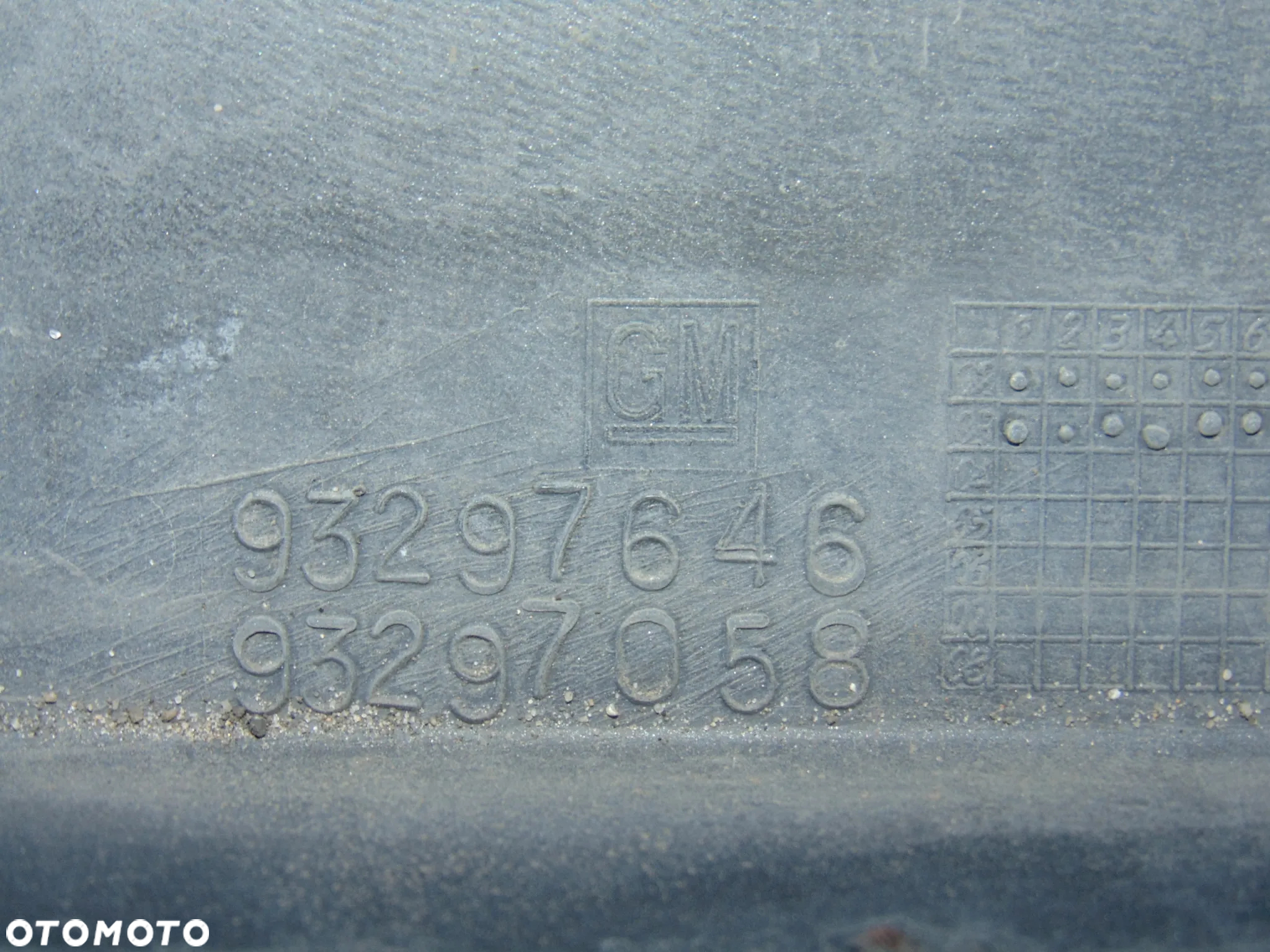 Zderzak przedni przód Opel Meriva A 02-05r - 17