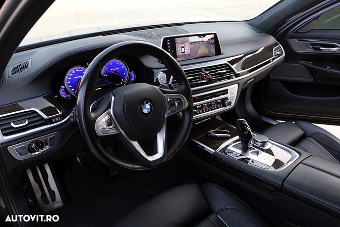 BMW Seria 7 740Ld xDrive - 23
