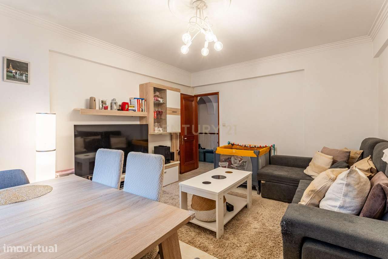 Apartamento T2 em Venteira, Amadora - Oportunidade Única! - Grande imagem: 5/22
