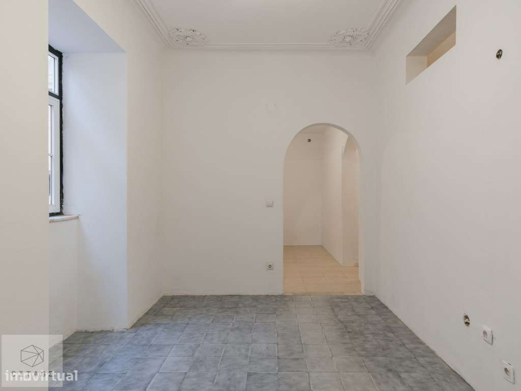 Apartamento T2 com terraço em Campo de Ourique-24