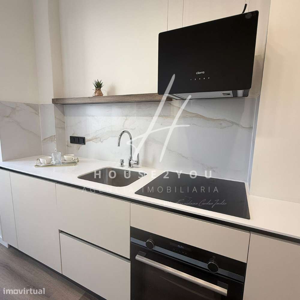 Apartamento T1, Linha de Sintra - Grande imagem: 5/28