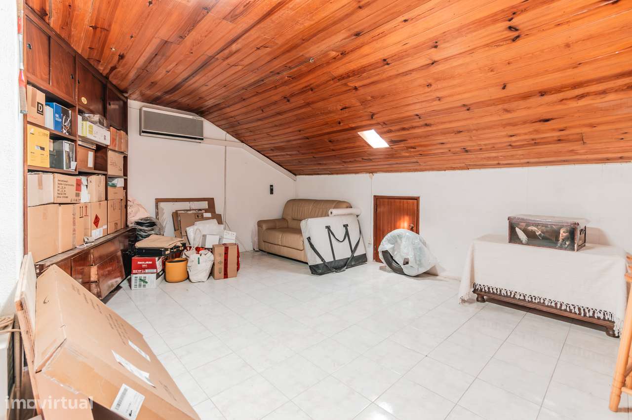 Espaçoso apartamento T3 em Mem Martins-28