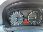 BMW Seria 3 320d DPF Touring - 18