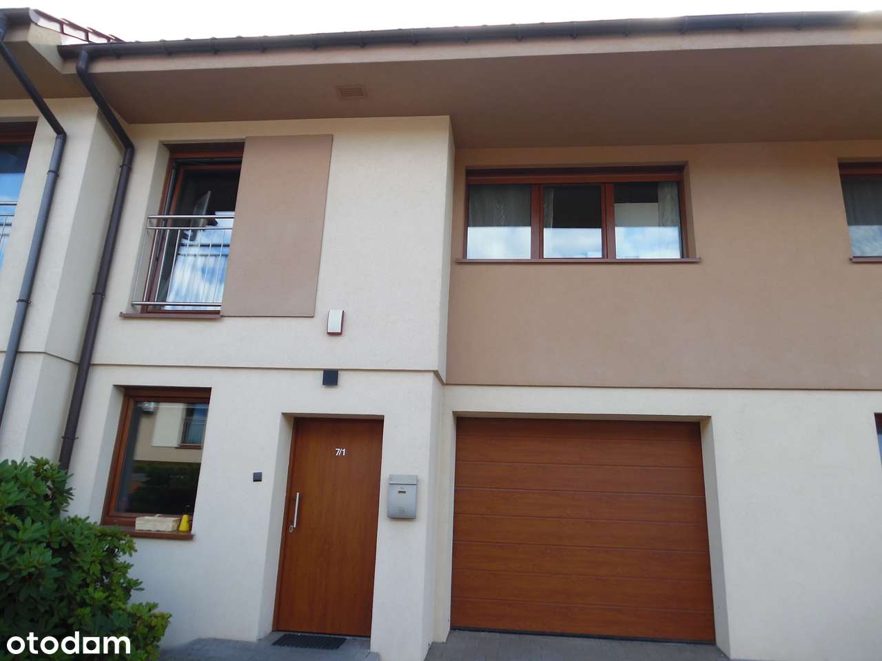 Funkcjonalny segment szeregowca - z garażem  i tarasem od południa-18