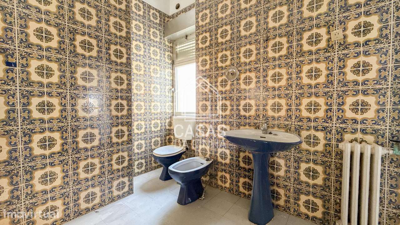 Apartamento T6 no Parque Eduardo VII - Lisboa-14