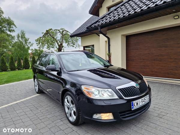 Skoda Octavia 2.0 TDI DPF Elegance DSG - 6