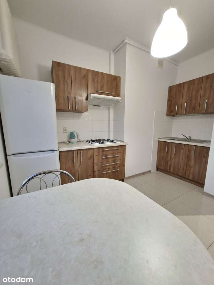 Kawalerka do wprowadzenia w okolicy Placu Hallera-3