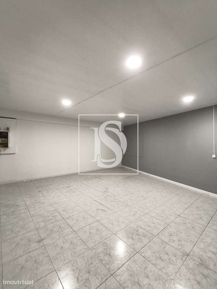 Loja  para vender em Azurém - Grande imagem: 2/4