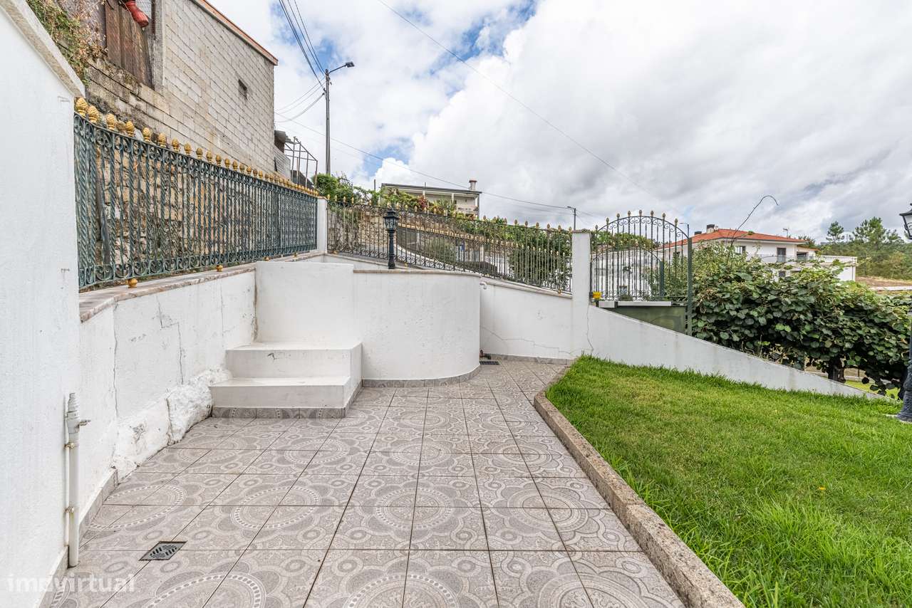 Moradia Isolada T3 Póvoa De Lanhoso Travassos-38