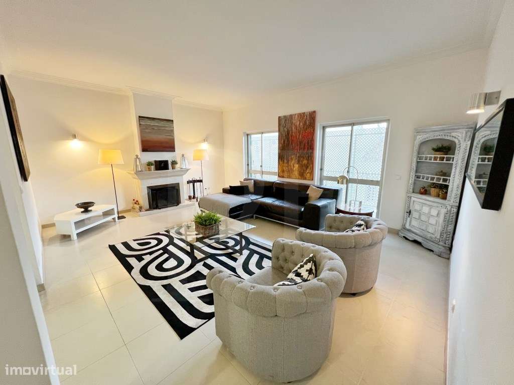 Apartamento T2 com Varanda no Monte Estoril - Grande imagem: 4/24