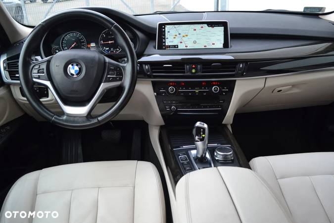 BMW X5 xDrive25d - 8