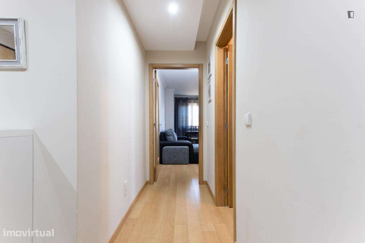 Apartamento com 1 quartos - localizado em Vila nova de gaia - Grande imagem: 4/8