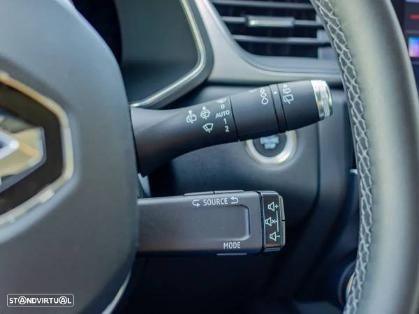 Renault Captur 1.6 E-Tech Plug-In Intens - 17