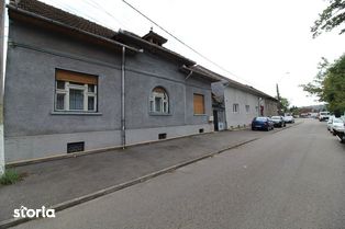 Vând casă D+P+Pod în Hunedoara, Centrul Vechi-Libertății, teren 1719mp