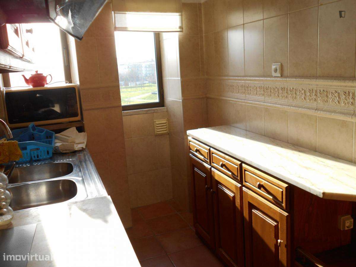 Quarto - localizado em Baixa de Santa Clara Coimbra - Grande imagem: 4/10