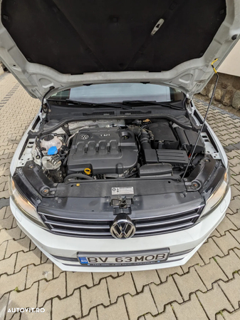 Volkswagen Jetta - 3