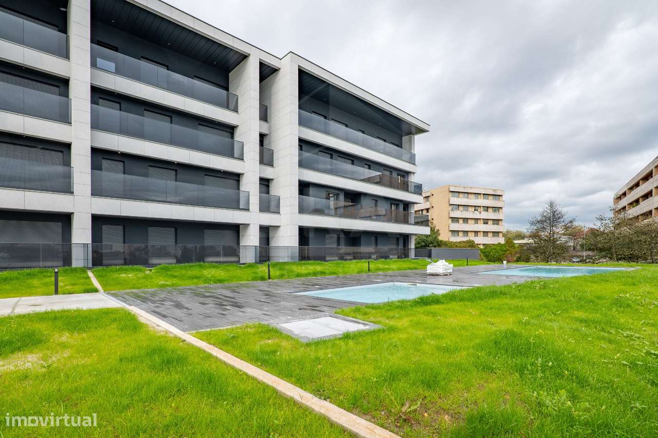 T2 em Condominio com Piscina em Canidelo-12
