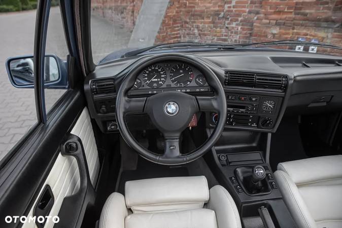 BMW Seria 3 325i Cabriolet - 20