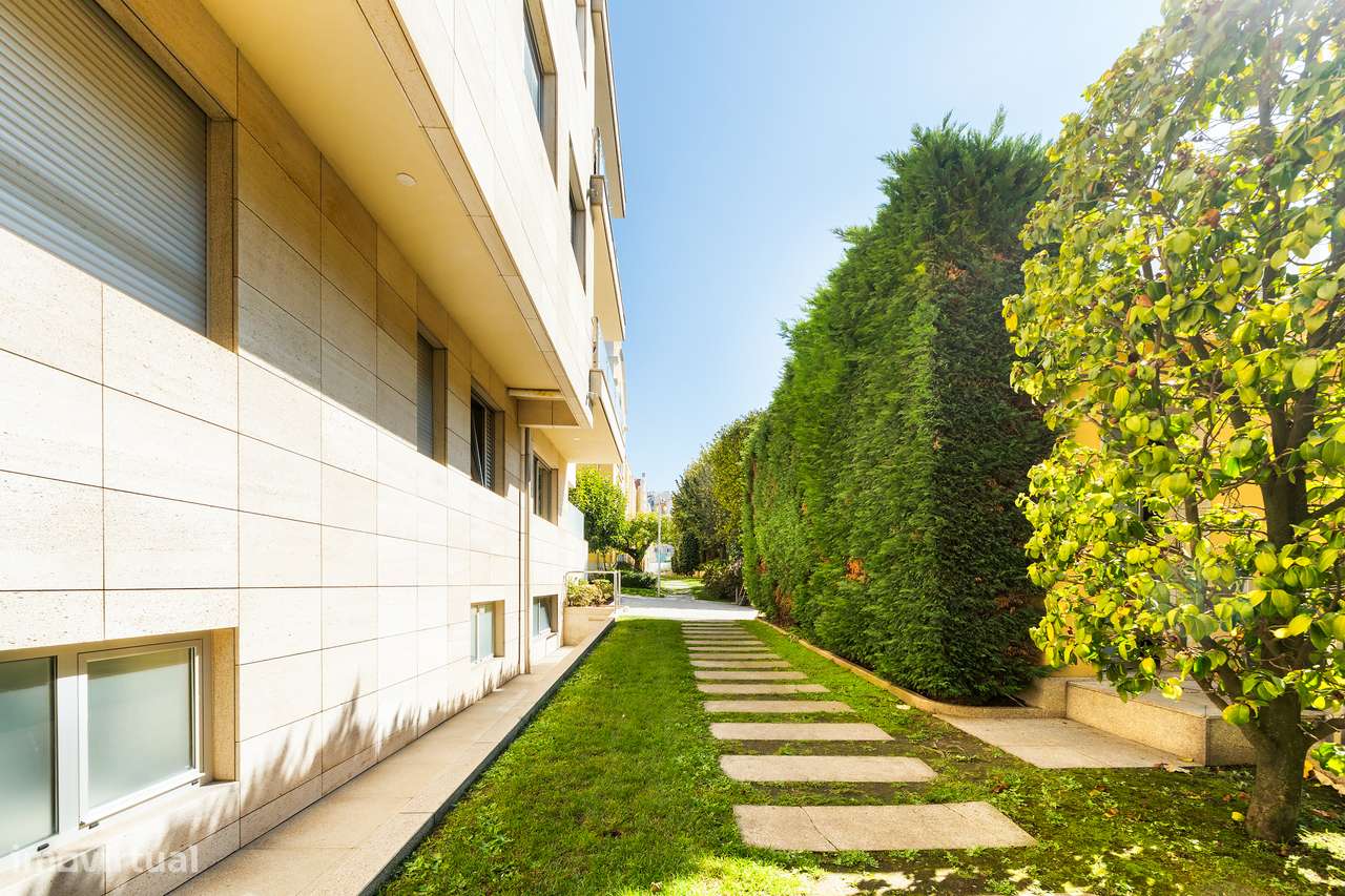 Apartamento t3 à venda na Rua Dom António Barroso, 268-20