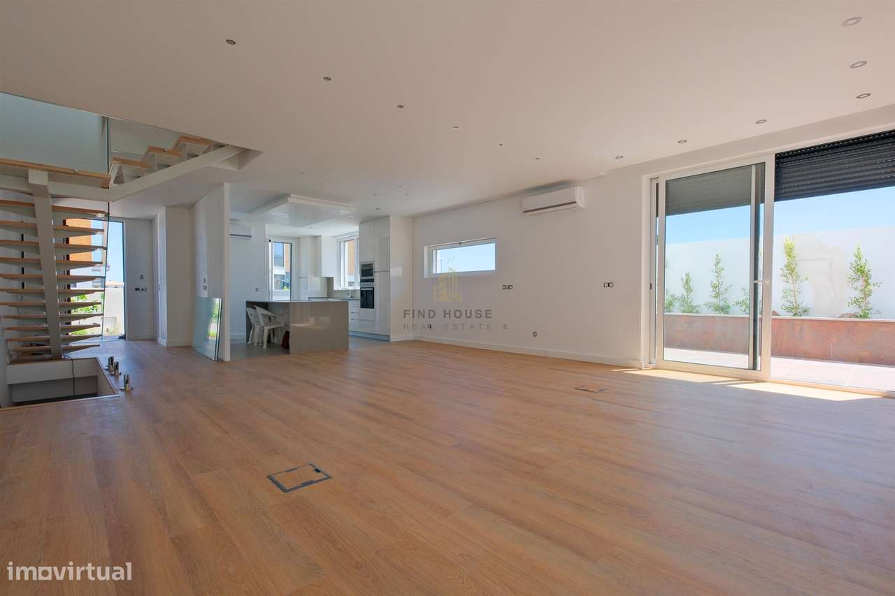 Moradia T3 com piscina em Alcoitão, Alcabideche - Grande imagem: 5/35