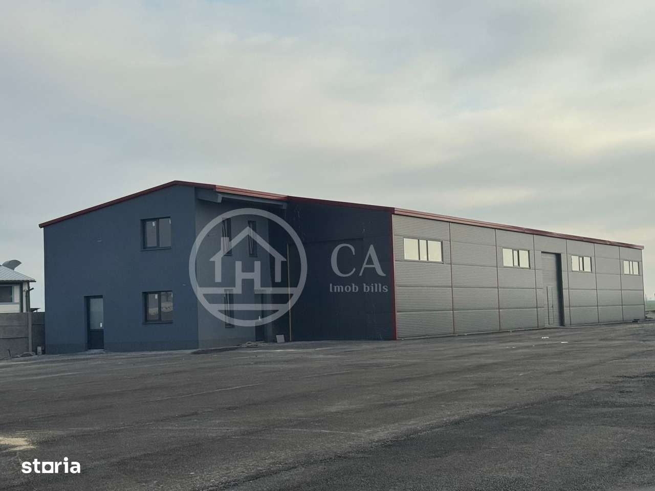 Hala de inchiriat, situata la intrare in Livada, Bihor - Imagine principală: 3/12