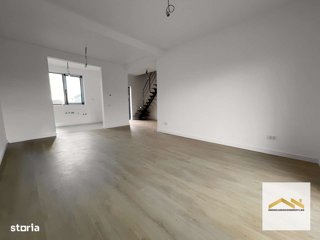 Imobiliare Domnesti  Parter Mansardat - toate utilitatile 3 dormitoare - Imagine principală: 4/15