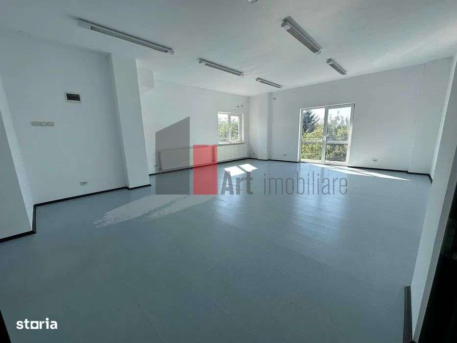 Spatiu Comercial/Birou de inchiriat - 0 comision - Imagine principală: 1/7