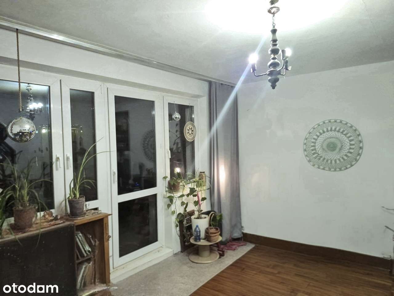 Dwustronne mieszkanie z dużym balkonem, w niskim budynku-2