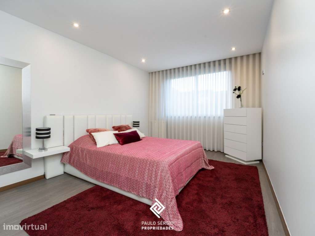 Apartamento T4 em Vila Nova de Gaia-20
