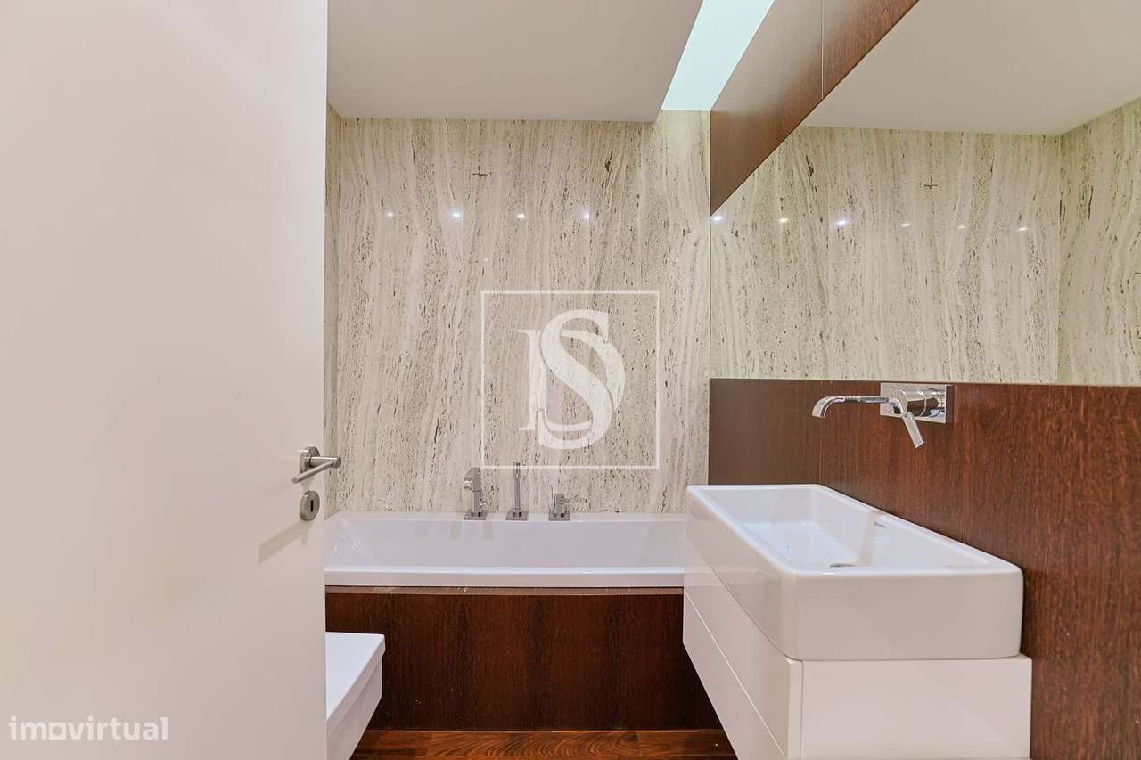 Apartamento c/ TERRAÇO no centro da cidade de BARCELOS!-23