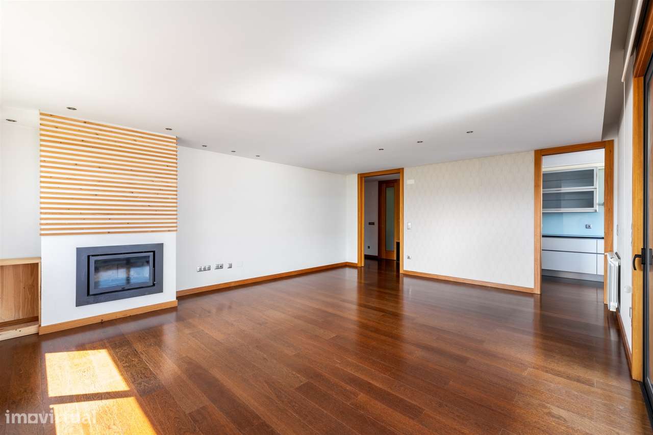 Apartamento T3 Venda em Oliveira do Douro,Vila Nova de Gaia-6