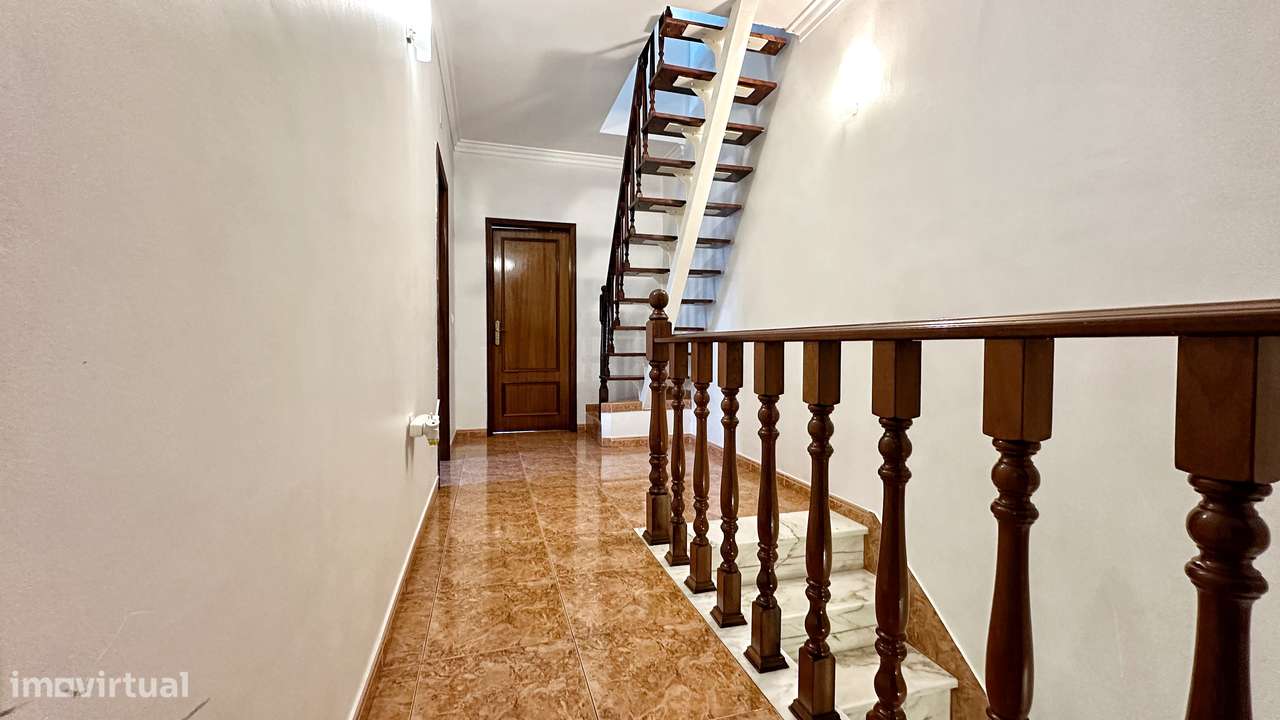 Moradia Geminada T4 – Quinta do Conde (Boa Água)-37